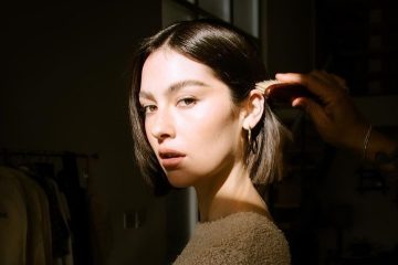 GRACIE ABRAMS ANUNCIA SU SEGUNDO ÁLBUM ‘THE SECRET OF US’